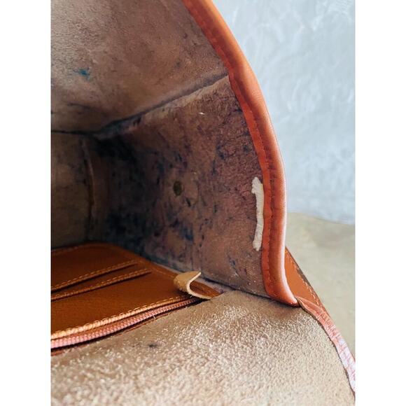 Vtg DOONEY and BOURKE AWL buckle crossbody/shoulder bag square shape and wallet - Picture 10 of 10